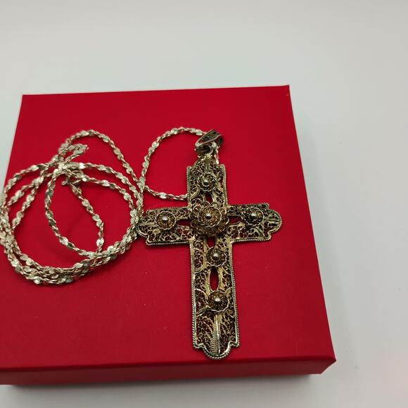 Filigree Antique Gold on Sterling Silver Cross on 22-Inch Chain - Picture 3 of 5